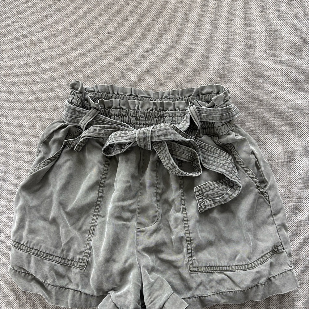 Abercrombie High-Waist Shorts XS